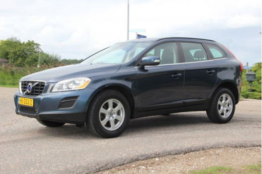 Volvo XC60 - 5 cilinder D3 163 PK FWD Summum - 1