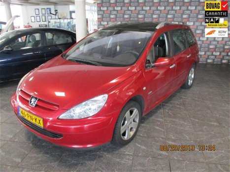 Peugeot 307 SW - 2.0 16V Navtech - 1