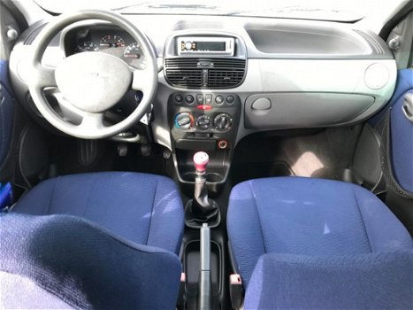 Fiat Punto - 1.2-16V ELX * LAGE KMSTAND*RUIME APK - 1