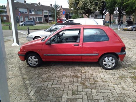 Renault Clio - 1.4 Fidji AUTOMAAT, Nw Apk 2020 - 1