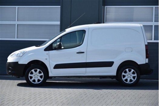 Peugeot Partner - 1.6 HDI Dangel 4X4 4 motion Airco € 107 P/m - 1