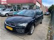 Ford Focus Wagon - 1.6 TDCI Futura Motor defect, rijdt NIET clima, cruise control en meer - 1 - Thumbnail