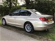 BMW 3-serie - 320i xDrive High Executive met lage kilometerstand, 1e eig./dealeronderhouden - 1 - Thumbnail