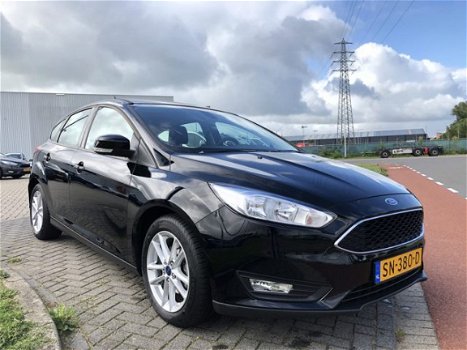 Ford Focus - 1.0-100PK Lease Edition Navigatie | Climate Control | Cruise Control | Voorruitverwarmi - 1