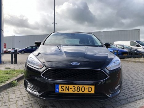 Ford Focus - 1.0-100PK Lease Edition Navigatie | Climate Control | Cruise Control | Voorruitverwarmi - 1