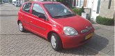 Toyota Yaris - 1.3 16v VVT-i Linea Sol - 1 - Thumbnail