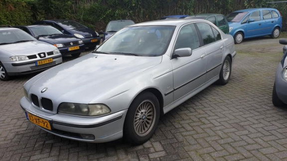 BMW 5-serie - 523i Executive klein mankement - 1