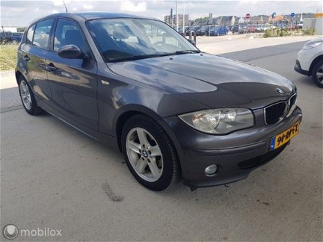 BMW 1-serie - - 118i High Executive - 1