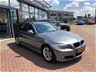 BMW 3-serie Touring - 320i Business Line *Navigatie - 1 - Thumbnail