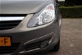 Opel Corsa - 1.2-16V Selection - 1 - Thumbnail