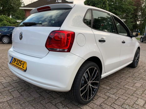 Volkswagen Polo - 1.2 Easyline *AIRCO*ELEKTR. RAMEN*5DEURS*LM VELGEN*BOEKJES - 1