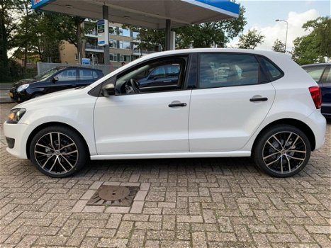 Volkswagen Polo - 1.2 Easyline *AIRCO*ELEKTR. RAMEN*5DEURS*LM VELGEN*BOEKJES - 1