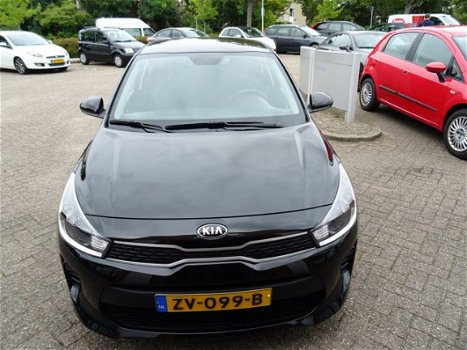 Kia Rio - 5drs 1.2 CVVT Comfort 1e Eig AIRCO/METALLIC/BLUETOOTH/ELEK - 1