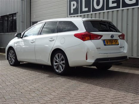 Toyota Auris Touring Sports - 1.8 Hybrid Pano-dak Leer/Stof Navi/Cam Lease Pro - 1