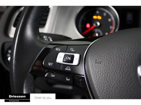 Volkswagen Golf Variant - 1.0 TSI Connected Series (Automaat) - 1