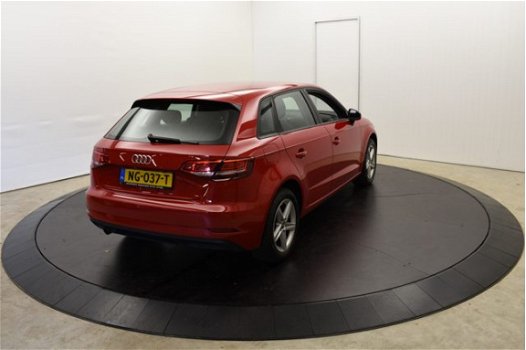 Audi A3 Sportback - 1.0 TFSI 116PK Xenon Airco Navi-voorbereid - 1