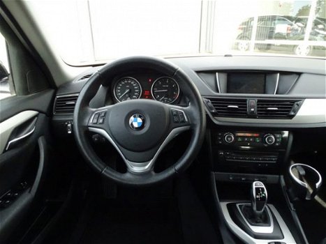 BMW X1 - 2.0d sDrive Executive Automaat | Navi - 1