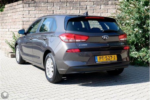 Hyundai i30 - 1.0 T-GDI 120PK Comfort cam/nav/ecc/tel/pdc/lmv15 - 1