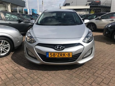 Hyundai i30 Wagon - 1.6 CRDi i-Drive Airco BTW - 1