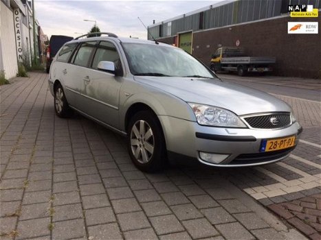 Ford Mondeo Wagon - 2.0-16V Futura - 1