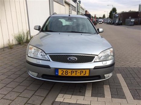 Ford Mondeo Wagon - 2.0-16V Futura - 1