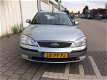 Ford Mondeo Wagon - 2.0-16V Futura - 1 - Thumbnail