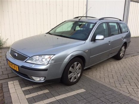 Ford Mondeo Wagon - 2.0-16V Futura - 1