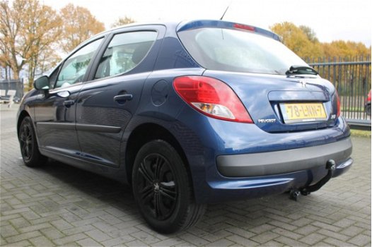 Peugeot 207 - 1.4 VTi X-Line / 95 PK / Premium-Pakket / Trekhaak / 2e eigenaar / dealer onderhouden - 1