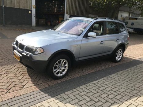 BMW X3 - 3.0d / YoungTimer Automaat / Airco / Cruise Control / Panorama dak / APK 3-2020 / - 1