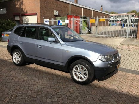 BMW X3 - 3.0d / YoungTimer Automaat / Airco / Cruise Control / Panorama dak / APK 3-2020 / - 1