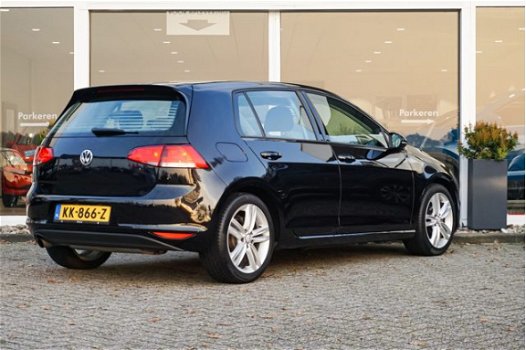 Volkswagen Golf - 1.0 TSI 115pk Edition + Navigatie + Airco - 1