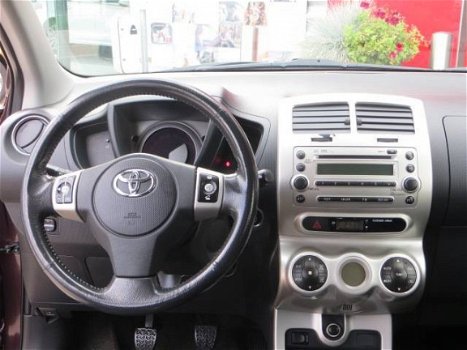 Toyota Urban Cruiser - 1.3 VVT-i Dynamic - 1