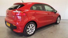 Kia Rio - 1.2 CVVT ExecutiveLine NAVI/CLIMA/CRUISE/LMV/CAMERA/STOEL+STUURVERW