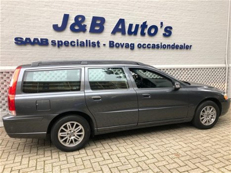 Volvo V70 - 2.4 Edition Classic 170PK Automaat - 1