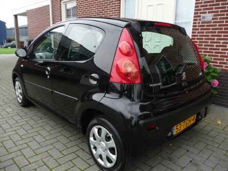 Peugeot 107 - 1.0-12V Black & Silver - 1