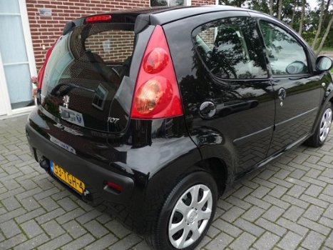 Peugeot 107 - 1.0-12V Black & Silver - 1