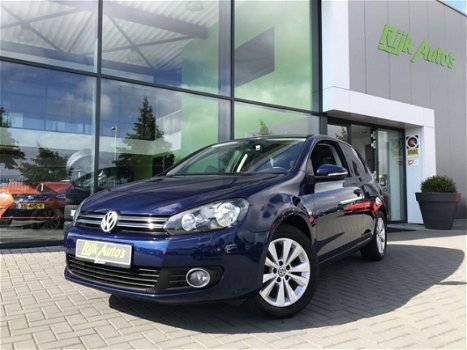 Volkswagen Golf - 1.2 TSI Highline *CLIMA *PDC *STOELVERWARMING *Navi - 1