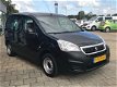 Peugeot Partner - 120 1.6 BlueHDi 75 L1 Premium 3-zits, airco, trekhaak - 1 - Thumbnail