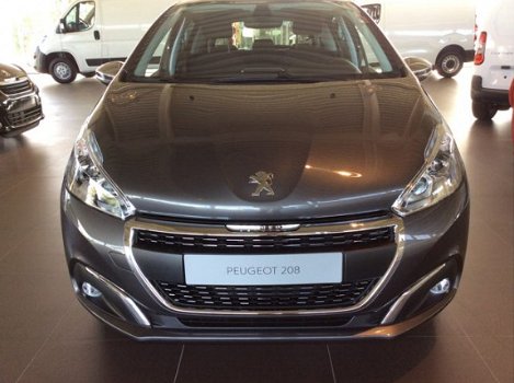 Peugeot 208 - 1.2 PureTech Signature 82 *€2718, - * Korting van €21.218 voor €18.500, - 1