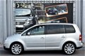 Volkswagen Touran - 1.6 FSI Trendline AIRCO 5-PERS - 1 - Thumbnail