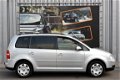 Volkswagen Touran - 1.6 FSI Trendline AIRCO 5-PERS - 1 - Thumbnail