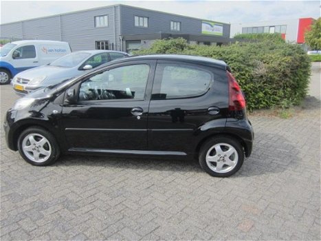 Peugeot 107 - 1.0 Envy - 1