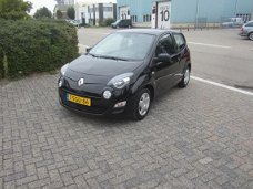 Renault Twingo - 1.2 16V Parisienne