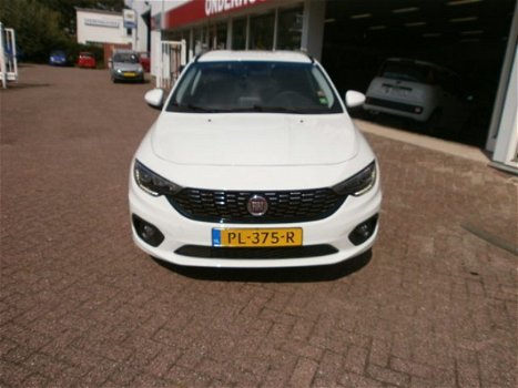 Fiat Tipo Stationwagon - 1.4 T-Jet 120 PK 16v Business Navi Clima BTW - 1