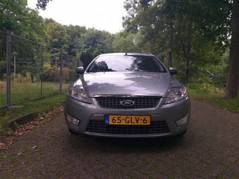 Ford Mondeo - 2.0-16V Titanium - 1