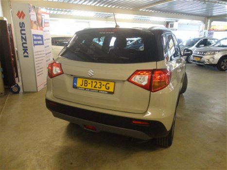 Suzuki Vitara - 1.6 VVT 120pk 2WD Exclusive - 1