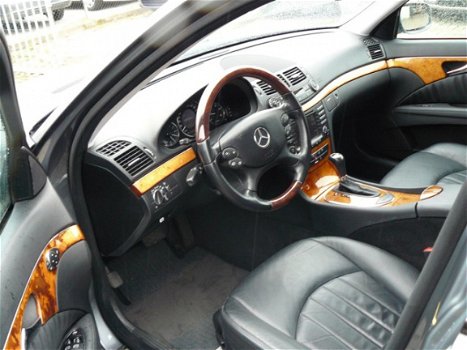 Mercedes-Benz E-klasse - 220 CDI Elegance AUT|BJ2007|KM 209.000| PDC|Clima|Cruis - 1