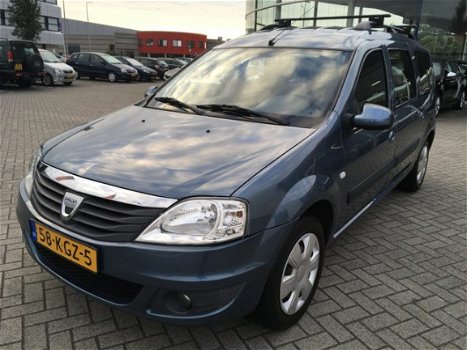 Dacia Logan MCV - 1.6-16V Lauréate Airco Trekhaak Nieuwe APK - 1