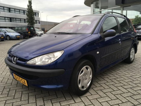 Peugeot 206 SW - 1.4 X-line Nieuwe APK Trekhaak - 1