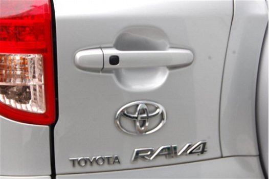 Toyota RAV4 - 2.0 VVTi Executive EERSTE EIGENAAR MOOIE AUTO 4WD EXECUTIEVE AIRCO TREKHAAK - 1
